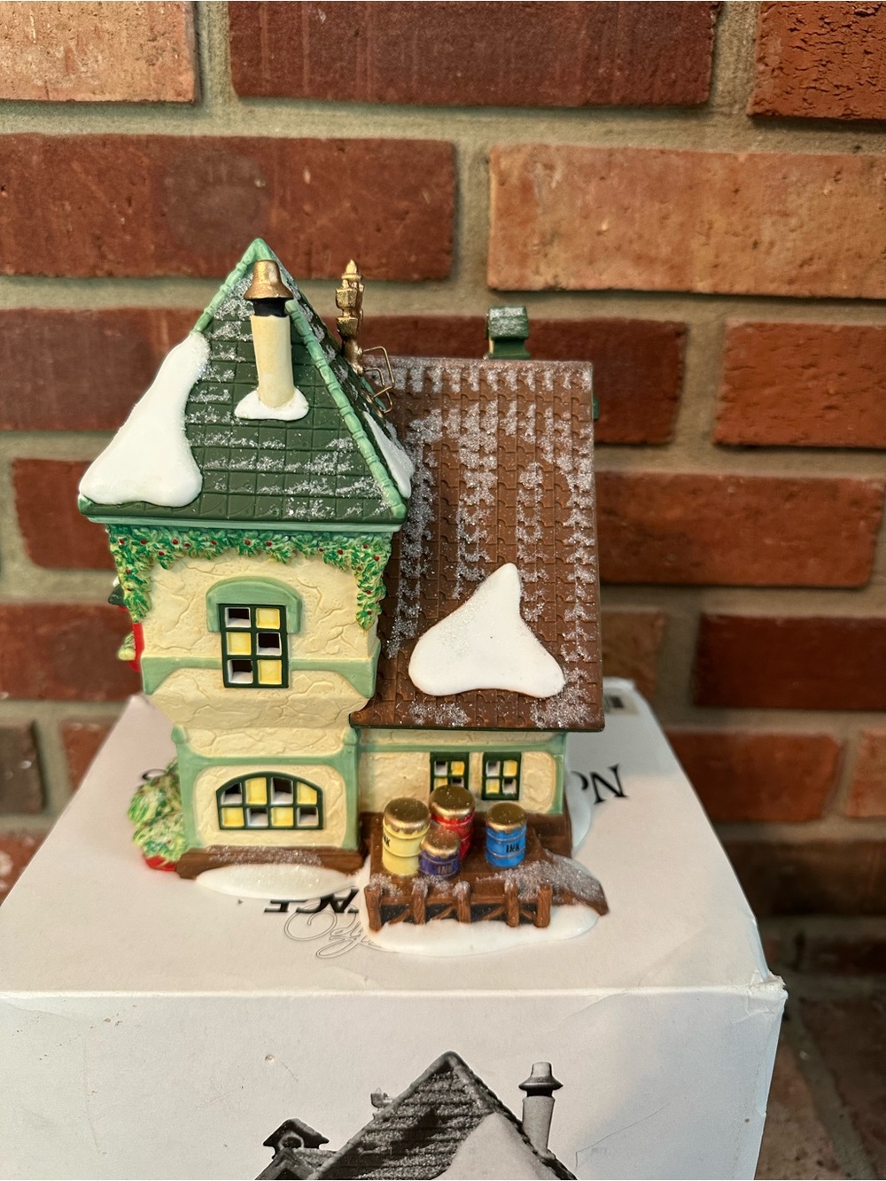 Department 56 North Pole Series The Glacier Gazette 1997 Porcelain Lighted Works - Picture 6 of 9